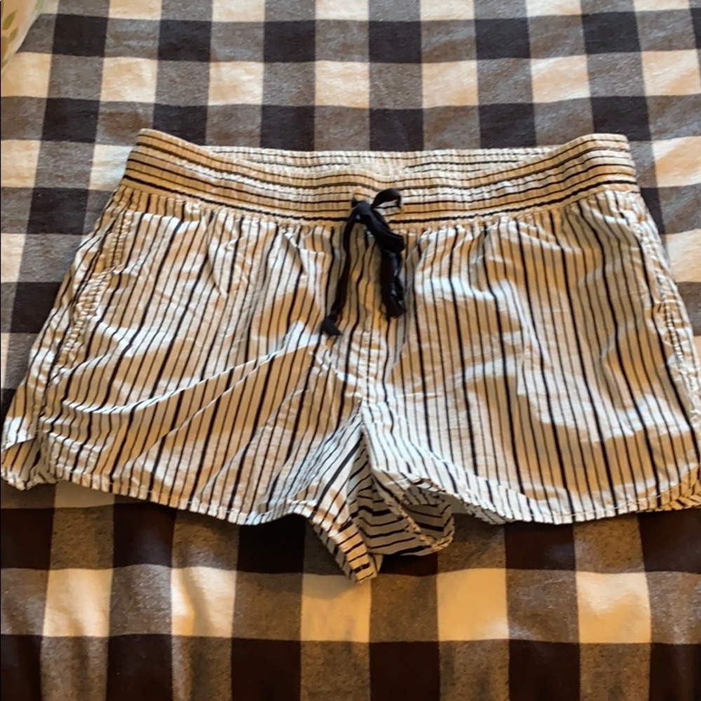 NWOT Lou & Grey Striped shorts
